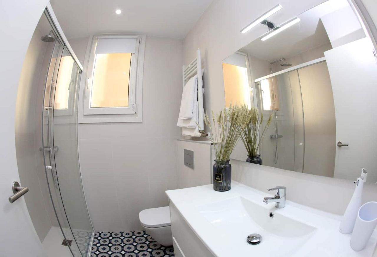 Piso Reformado A 2 Min Del Casco Viejo Con Garaje Gratis Daire Bilbao Dış mekan fotoğraf