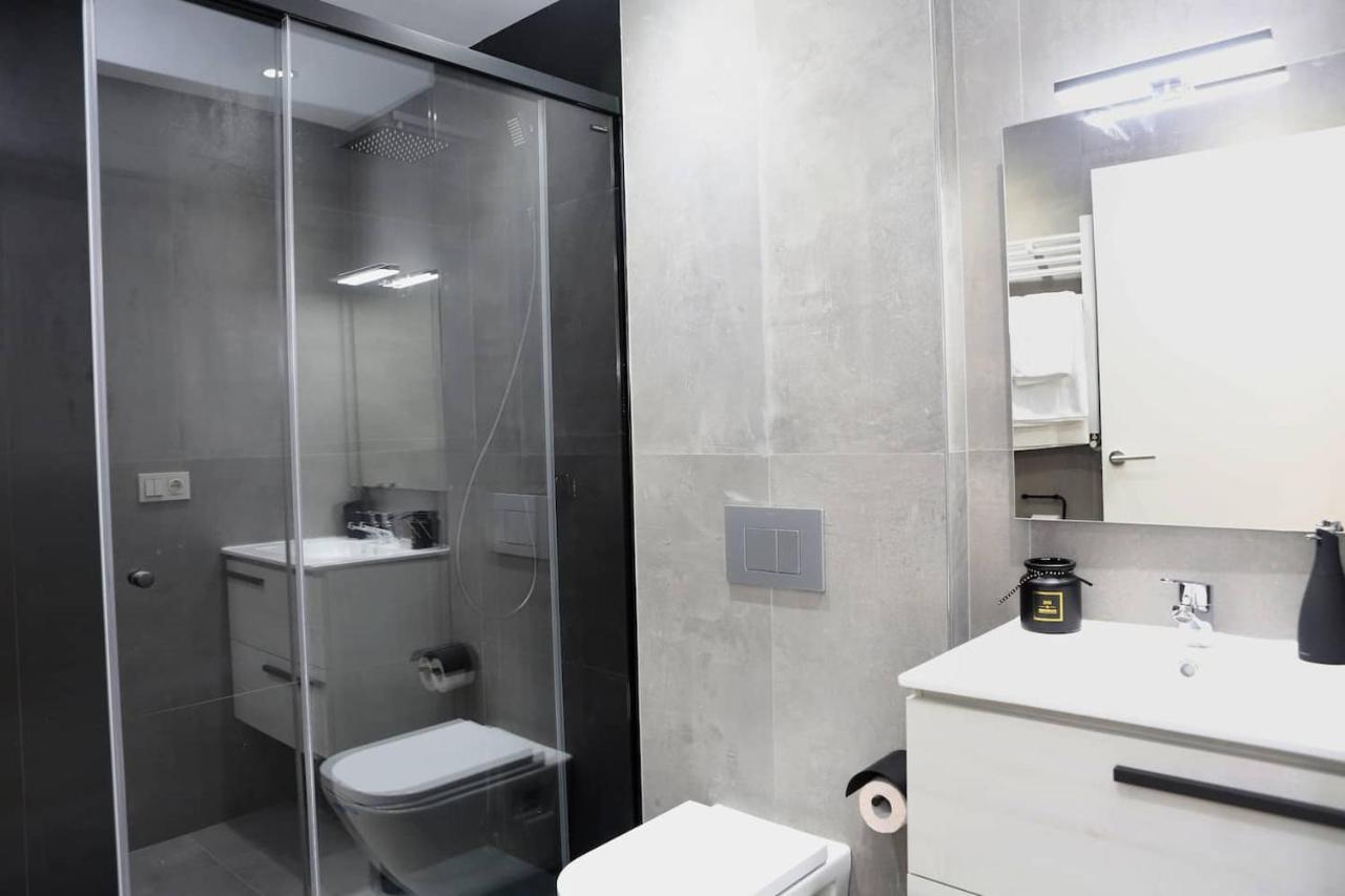 Piso Reformado A 2 Min Del Casco Viejo Con Garaje Gratis Daire Bilbao Dış mekan fotoğraf