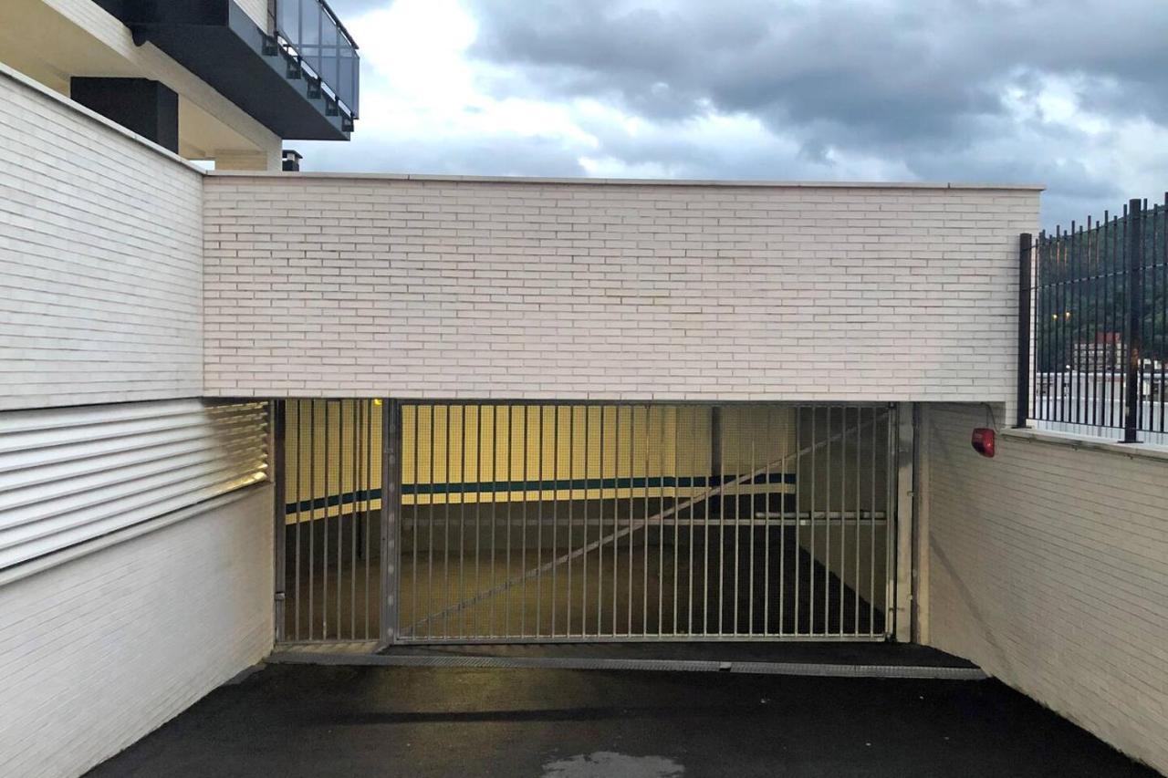 Piso Reformado A 2 Min Del Casco Viejo Con Garaje Gratis Daire Bilbao Dış mekan fotoğraf